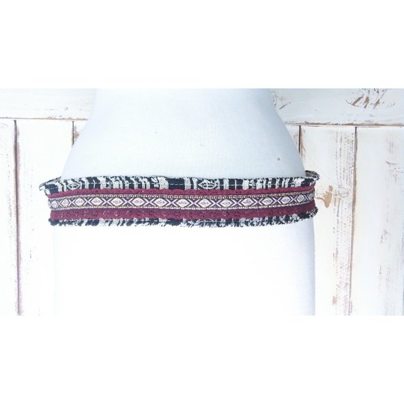 90s Aztec tribal print woven cloth fringe belt - Picture 3 of 3